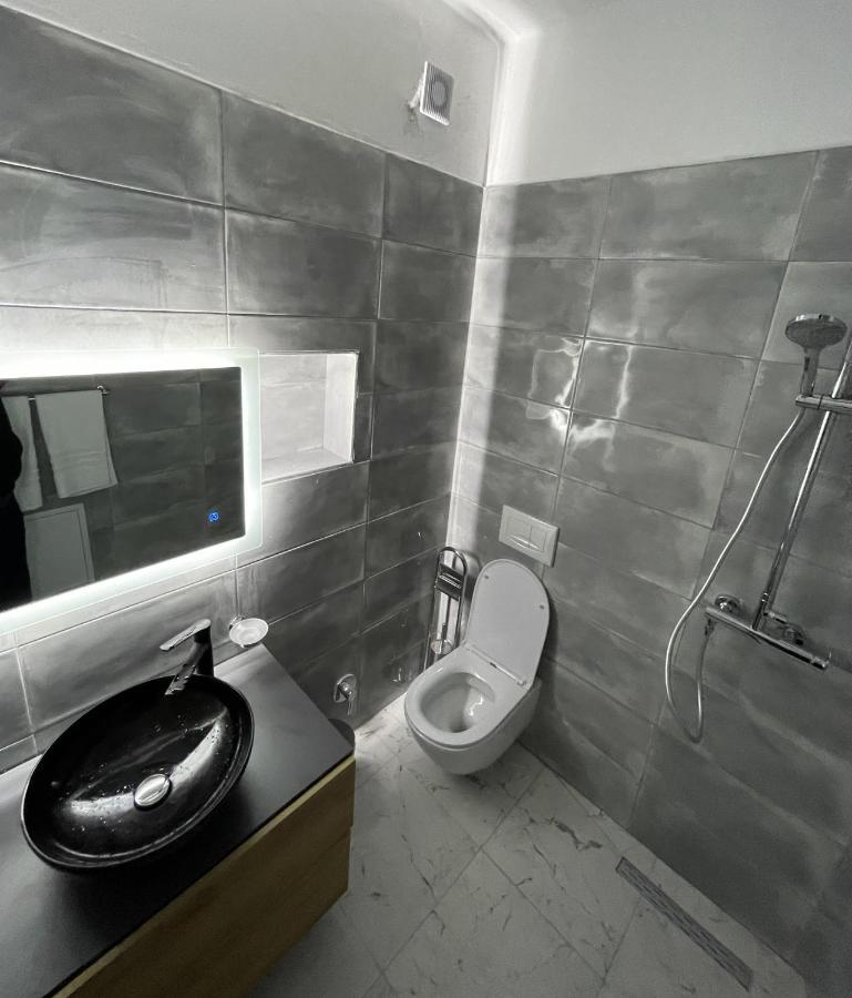 Center Tirana Apartments エクステリア 写真